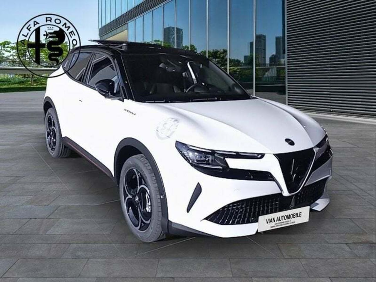 alfa romeo junior 2024 / foto grande (3)