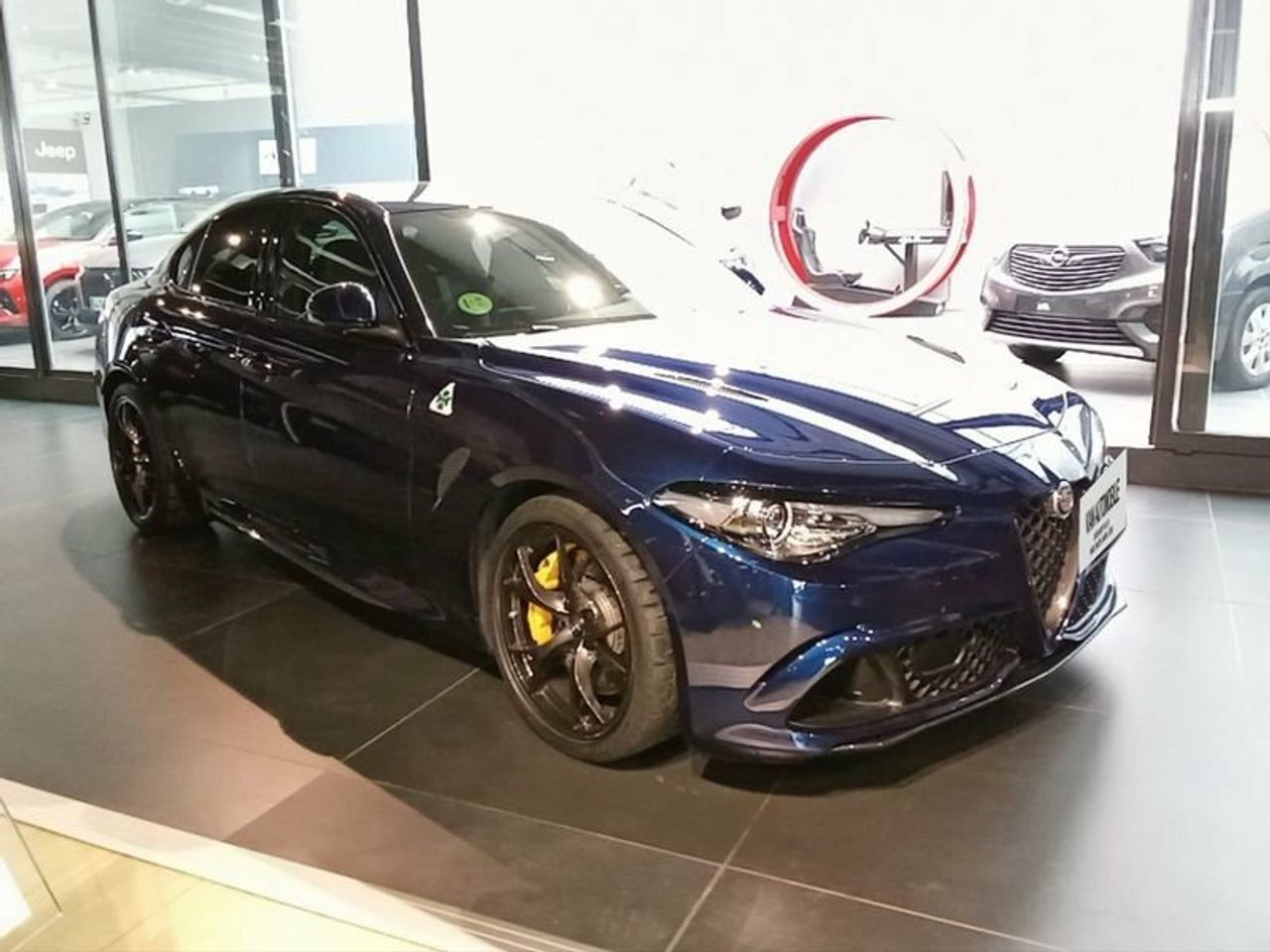 alfa romeo giulia 2022 / foto grande (3)