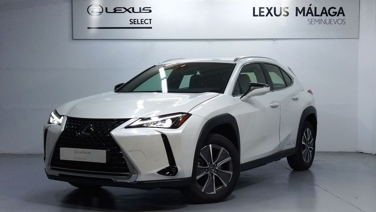 Lexus UX ocasión segunda mano 2023 Eléctrico por 46.900€ en Málaga