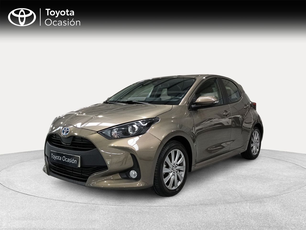 toyota yaris 2024 /