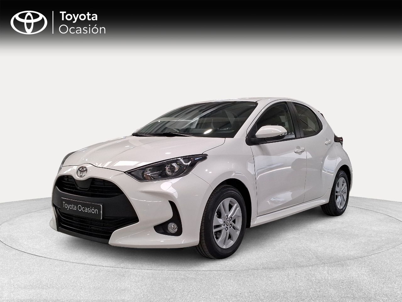 toyota yaris 2024 /