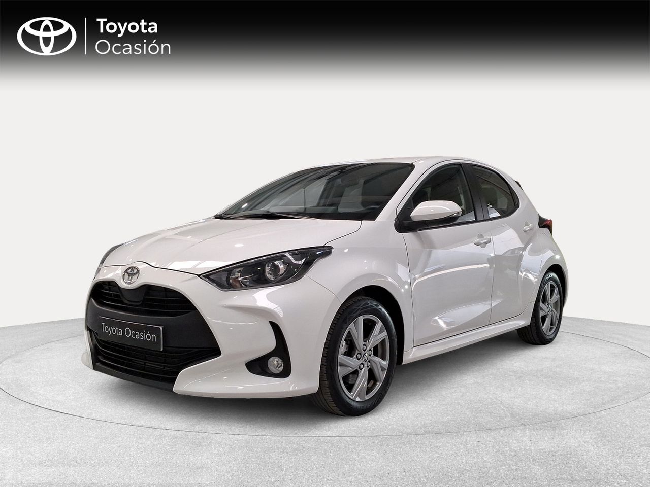 toyota yaris 2024 /