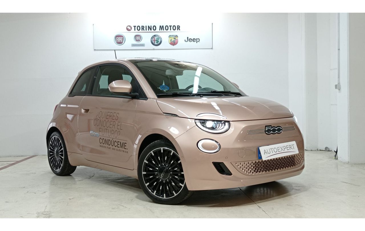Fiat 500 ocasión segunda mano 2020 Eléctrico por 31.900€ en Málaga