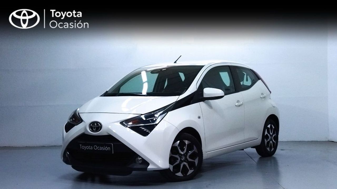 Toyota Aygo ocasión segunda mano 2018 Gasolina por 10.900€ en Málaga