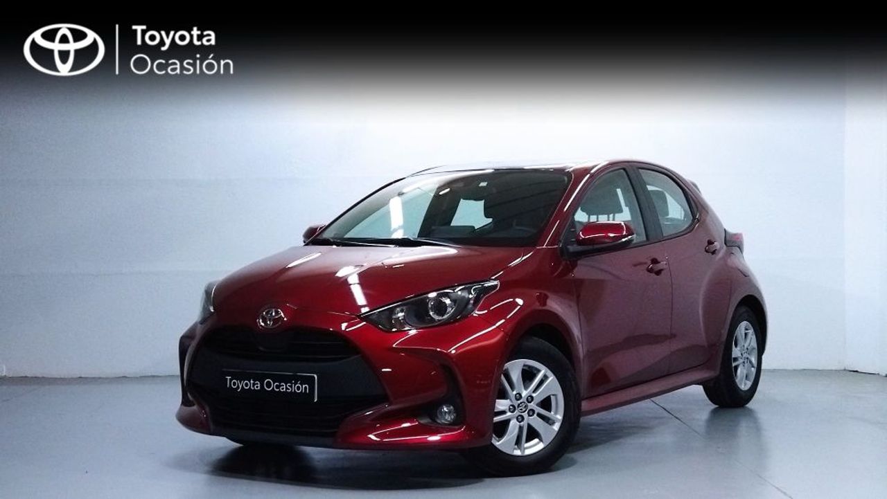 Toyota Yaris ocasión segunda mano 2021 Gasolina por 17.900€ en Málaga