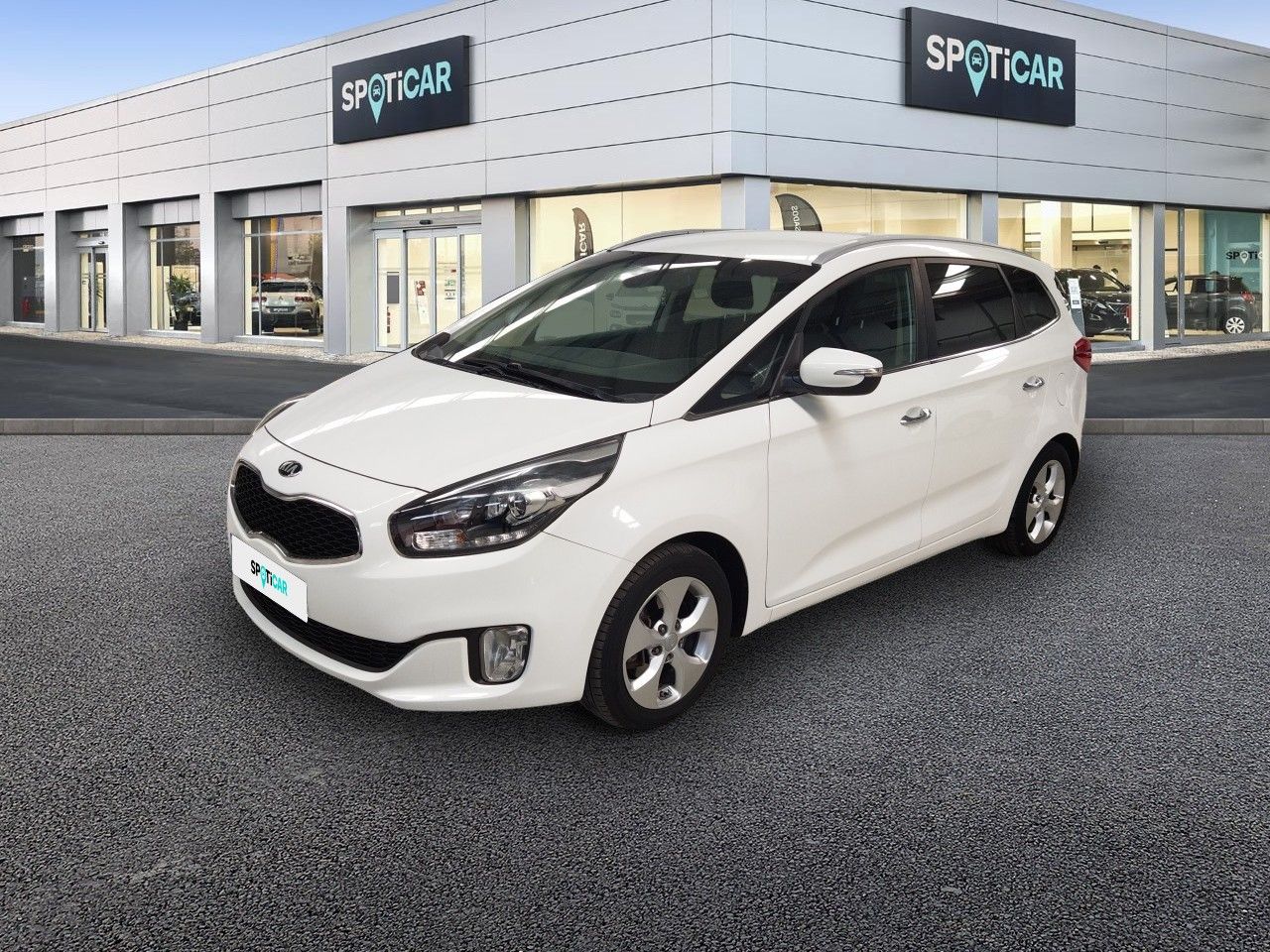 Kia Carens ocasión segunda mano 2016 Diésel por 12.500€ en Málaga