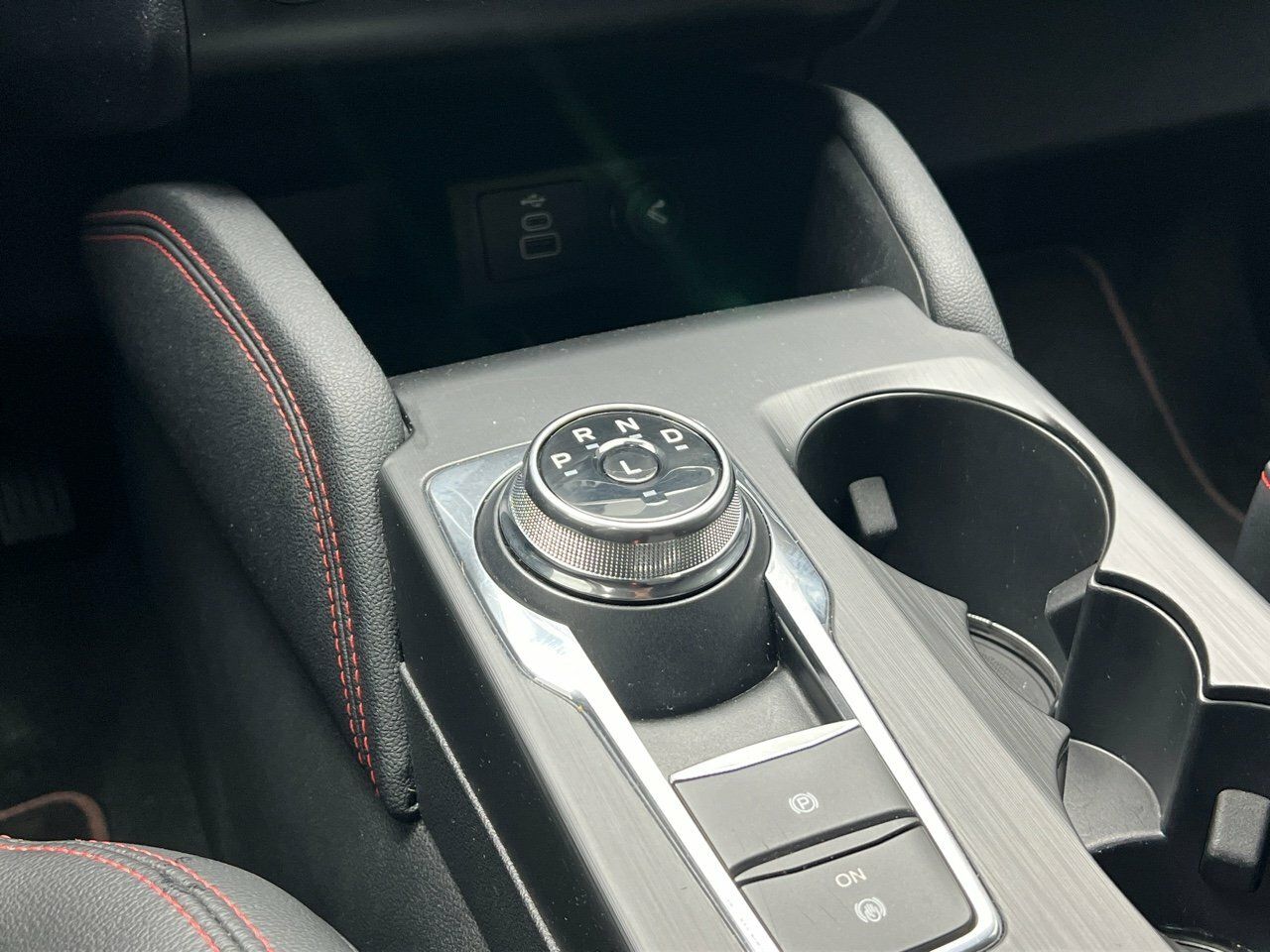 Ford Kuga FHEV 2.5 ST-LINE X AUTO 190CV 5P - foto 20