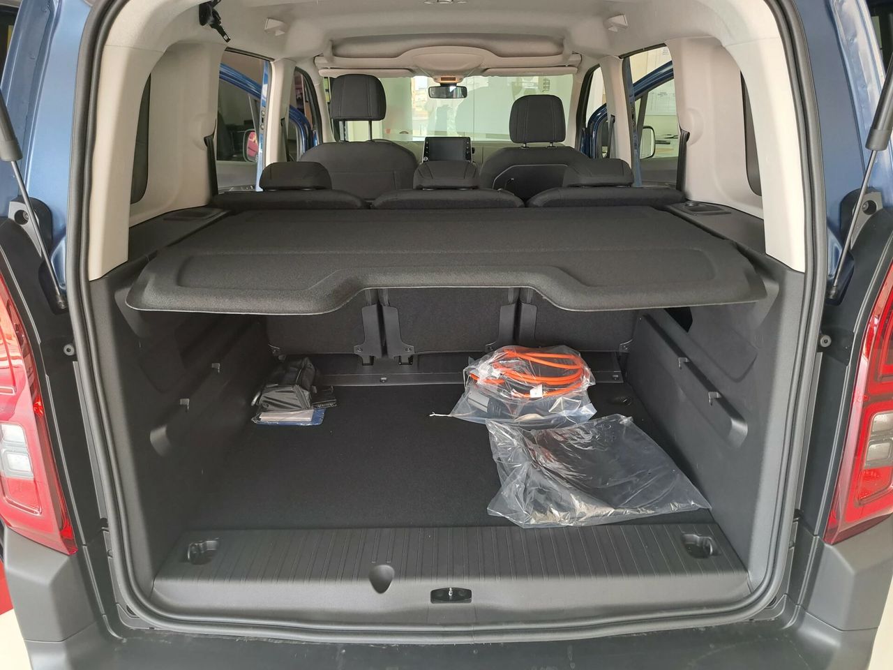 Fiat Doblo E-DOBLO BEV LAUNCH EDITION 136CV 5P - foto 21