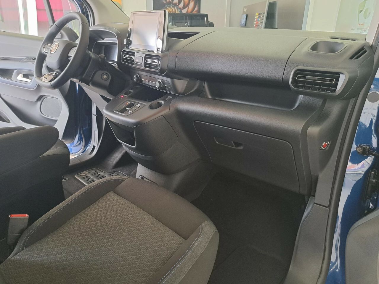 Fiat Doblo E-DOBLO BEV LAUNCH EDITION 136CV 5P - foto 18