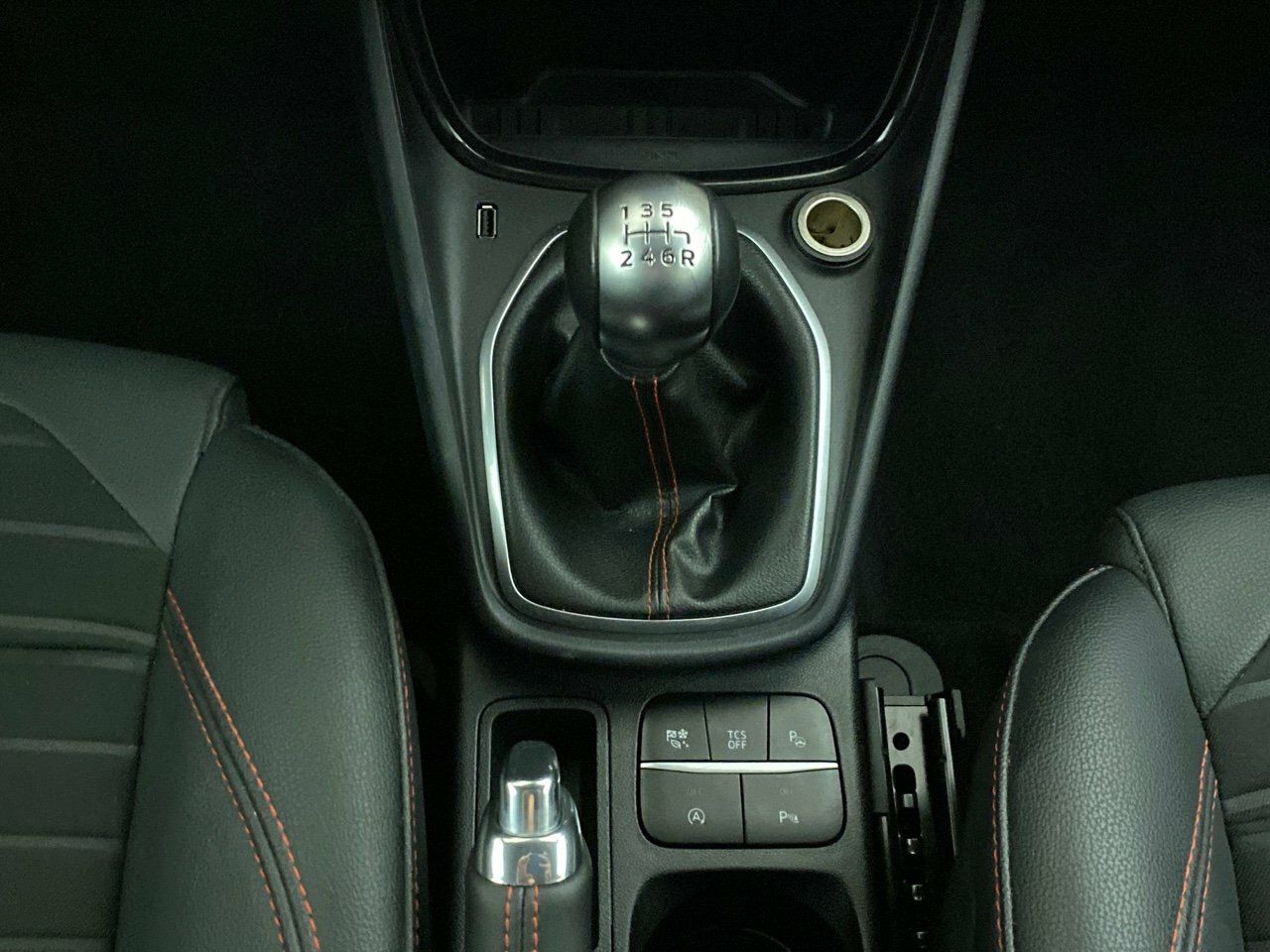 Ford Puma MHEV 1.0 ECOBOOST ST-LINE X 125CV 5P - foto 21