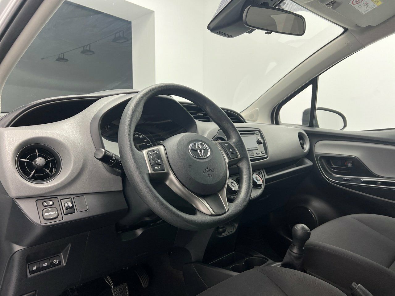 Toyota Yaris 1.0 VVT-I BUSINESS 69CV 5P - foto 22