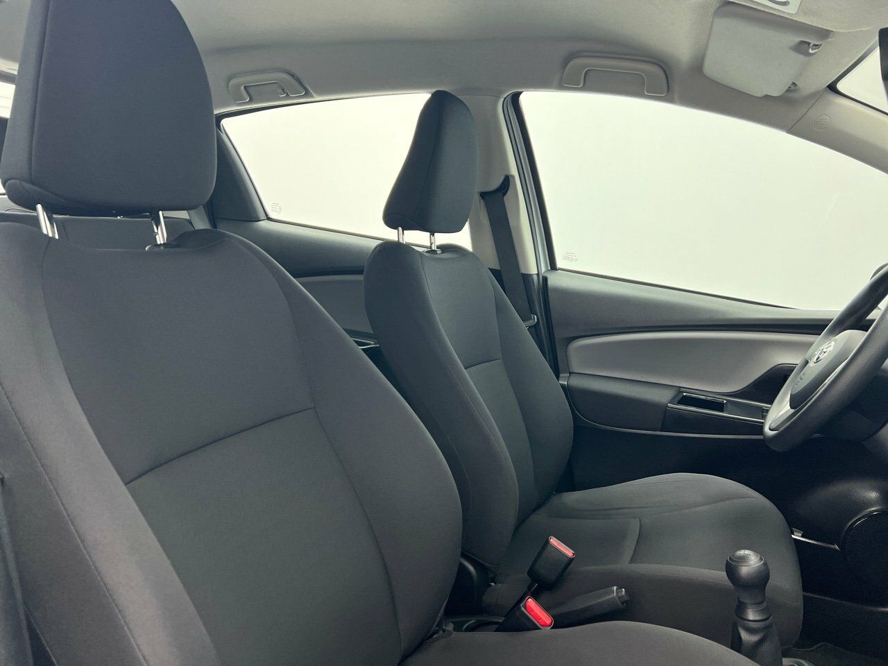 Toyota Yaris 1.0 VVT-I BUSINESS 69CV 5P - foto 21