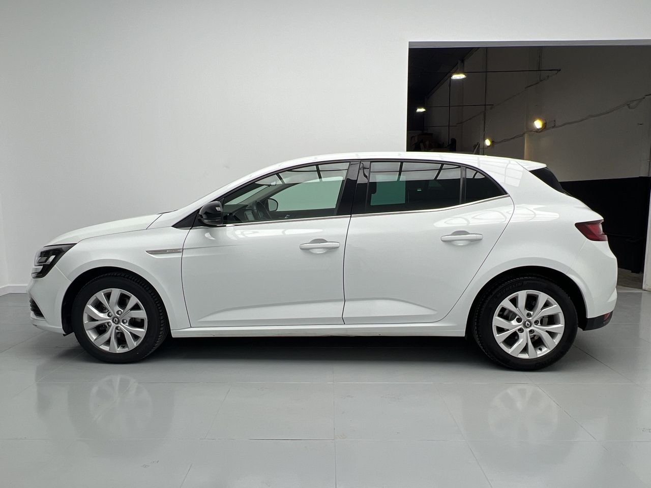 Renault Megane 1.3 TCE LIMITED 115CV 5P - foto 4