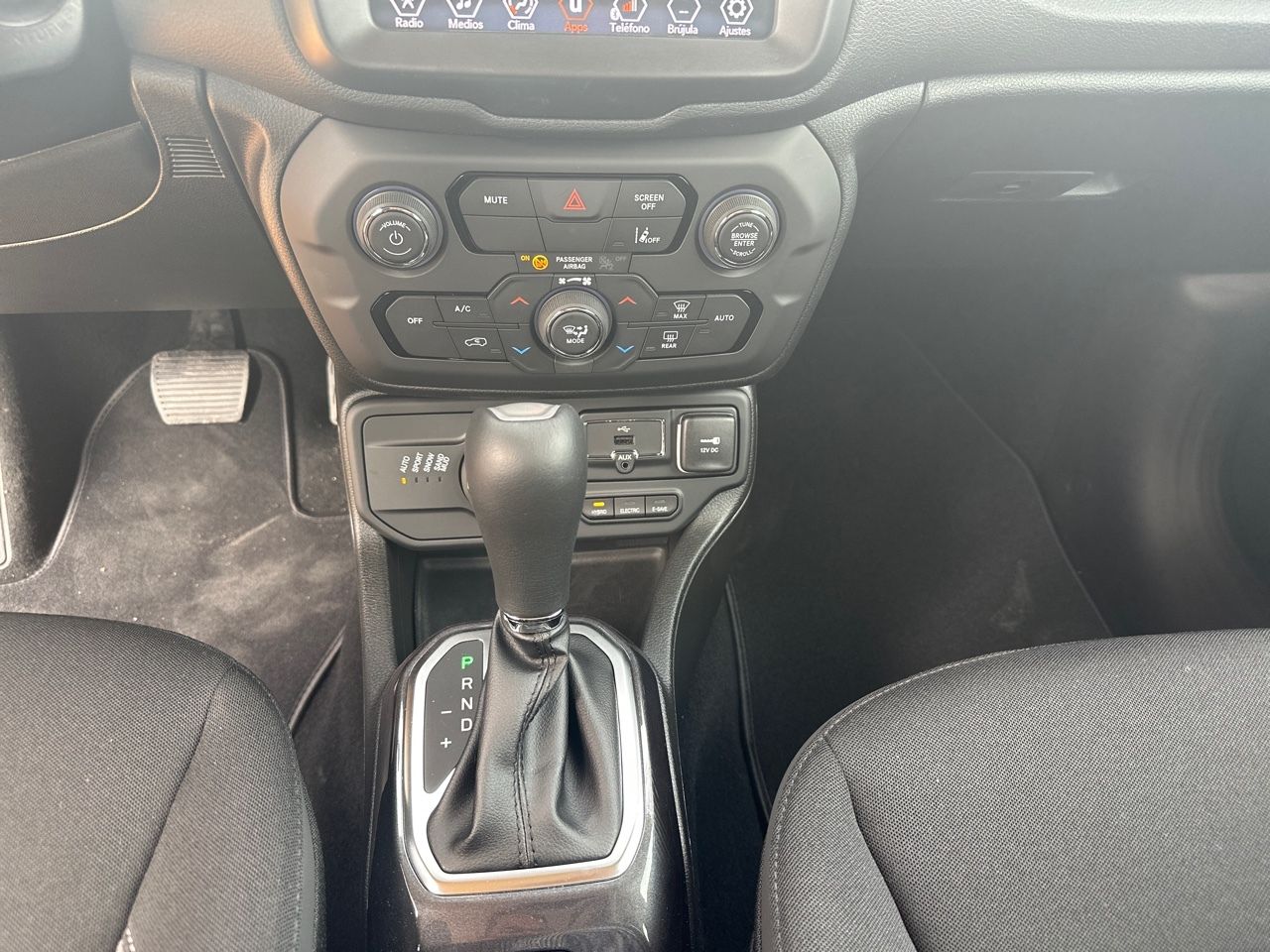 Jeep Renegade PHEV 1.3 LIMITED AUTO 4WD 190CV 5P - foto 19