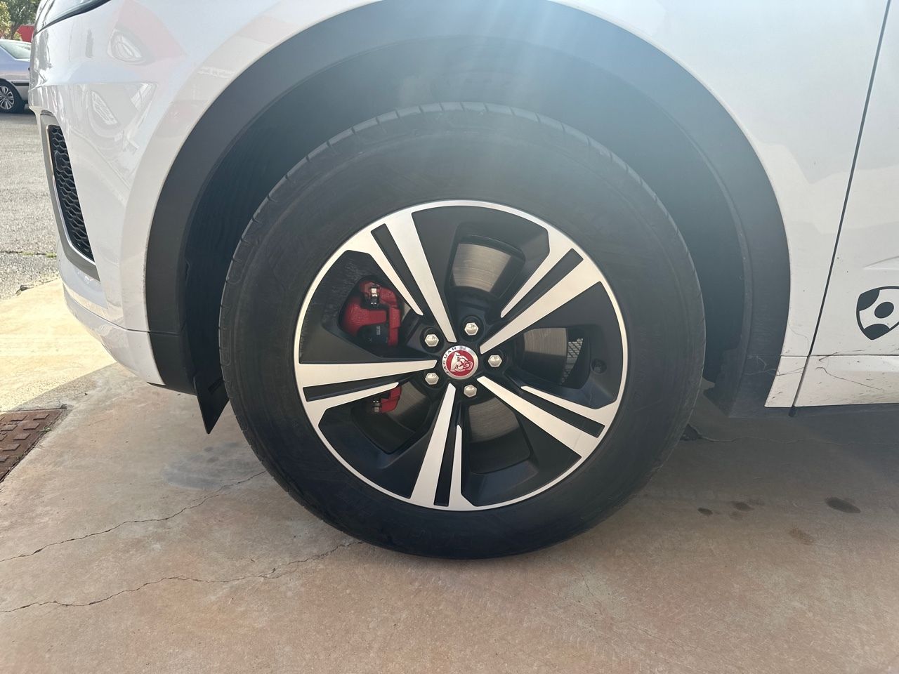 Jaguar E-Pace 2.0D R-DYNAMIC S AUTO 4WD 163CV 5P - foto 11