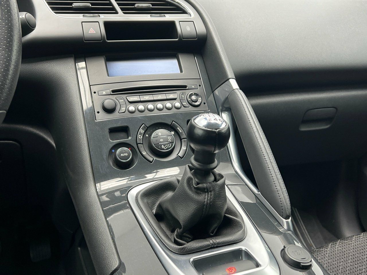 Peugeot 3008 1.2 PURETECH STYLE 130CV 5P - foto 19