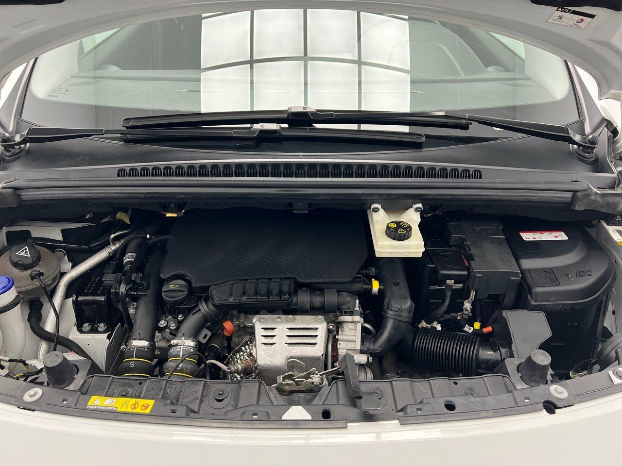 Peugeot 3008 1.2 PURETECH STYLE 130CV 5P - foto 27