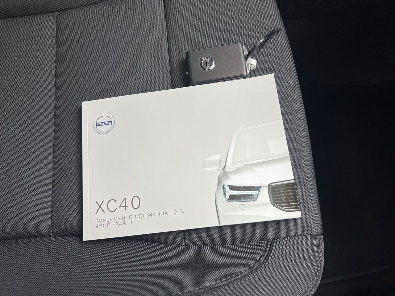 Volvo XC40 1.5 T2 MOMENTUM PRO AUTO 129CV 5P - foto 28