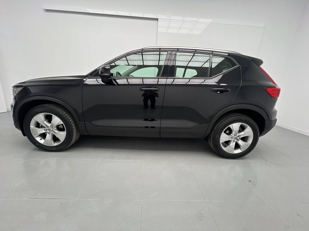 Volvo XC40 1.5 T2 MOMENTUM PRO AUTO 129CV 5P - foto 4