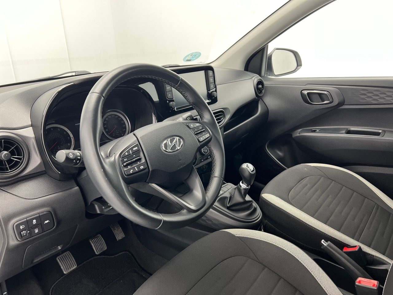 Hyundai i10 1.0 KLASS 67CV 5P - foto 21