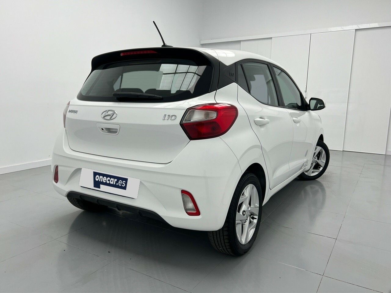 Hyundai i10 1.0 KLASS 67CV 5P - foto 2
