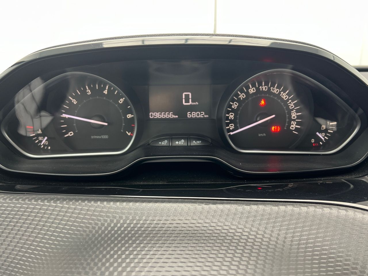 Peugeot 208 1.2L PURETECH STYLE 82CV 5P - foto 15