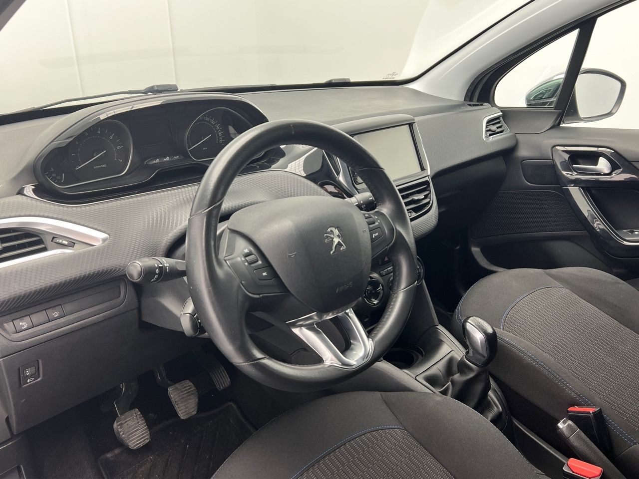 Peugeot 208 1.2L PURETECH STYLE 82CV 5P - foto 23