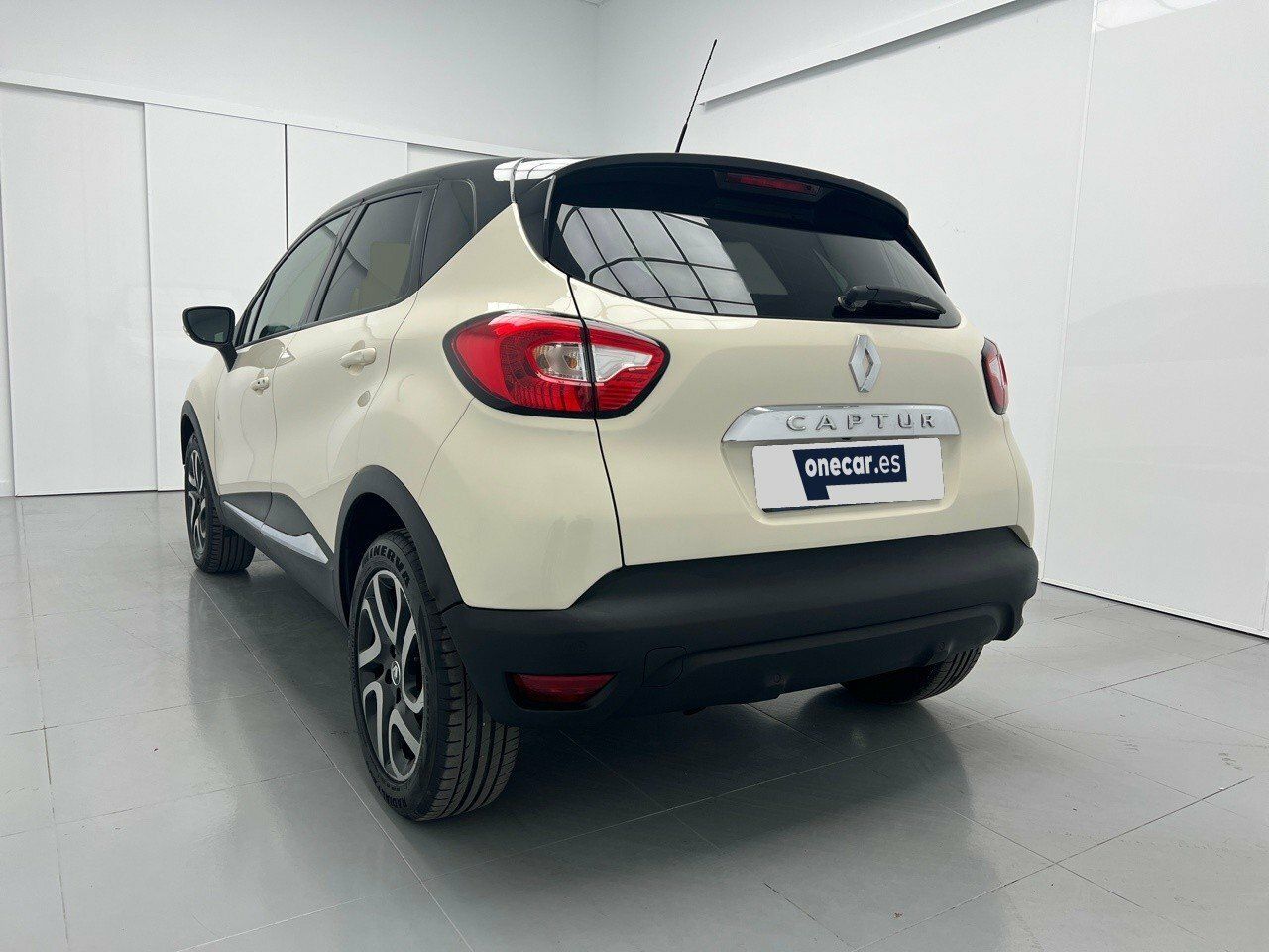Renault Captur 1.2 TCE ENERGY ZEN EDC 120CV 5P - foto 8