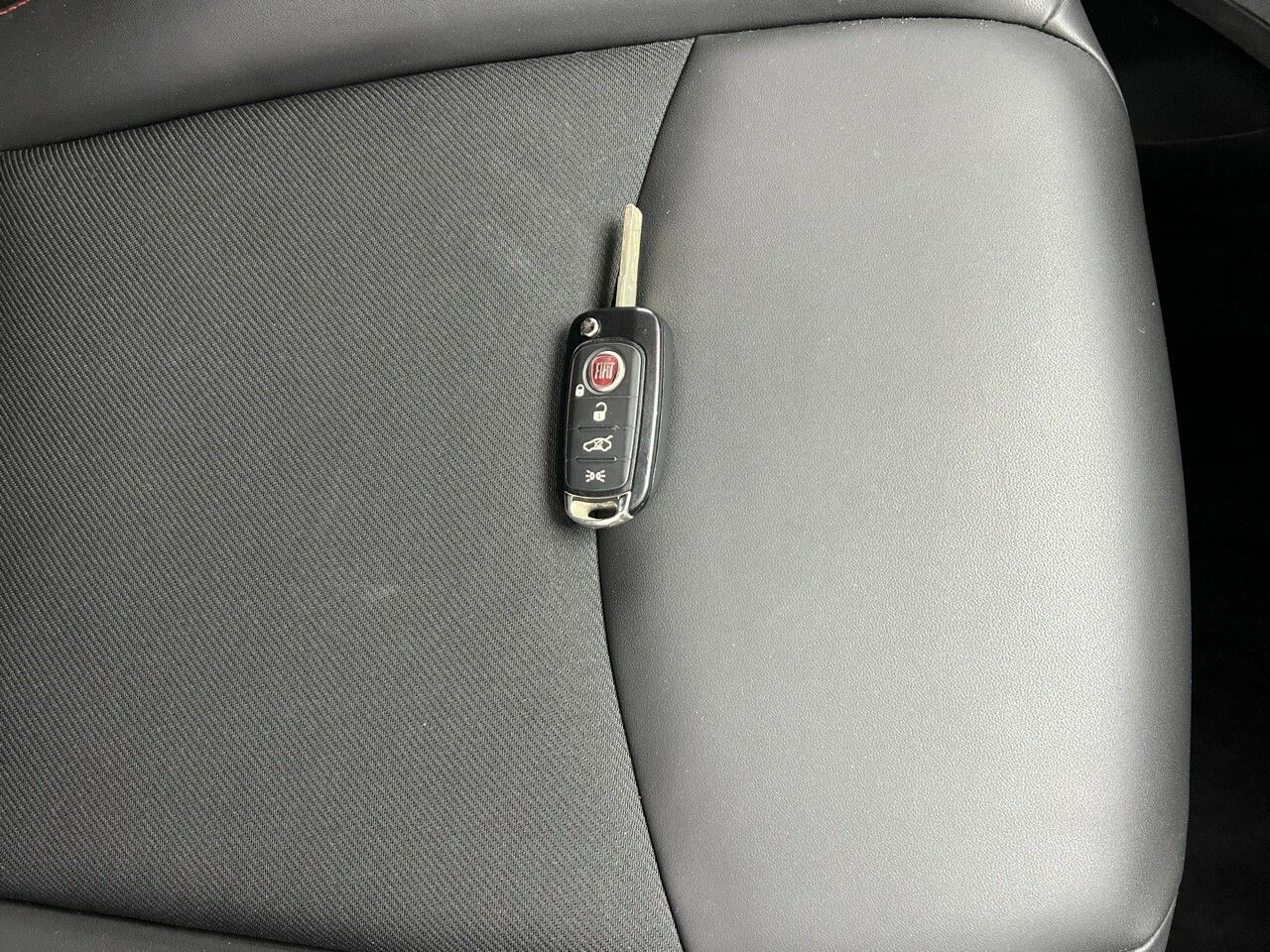 Fiat 500X 1.0 DOLCEVITA SPORT 120CV 5P - foto 30