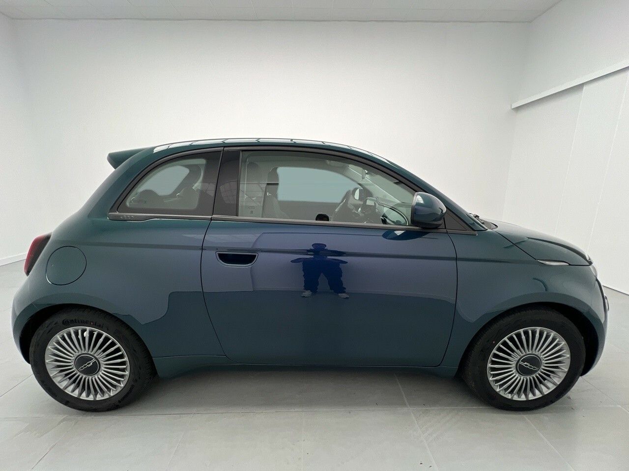 Fiat 500 BEV 42KWH ICON 118CV 3P - foto 3