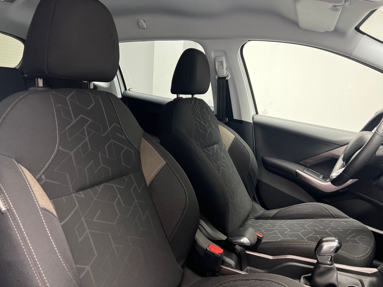 Peugeot 2008 1.6 BLUEHDI STYLE 100CV 5P - foto 22