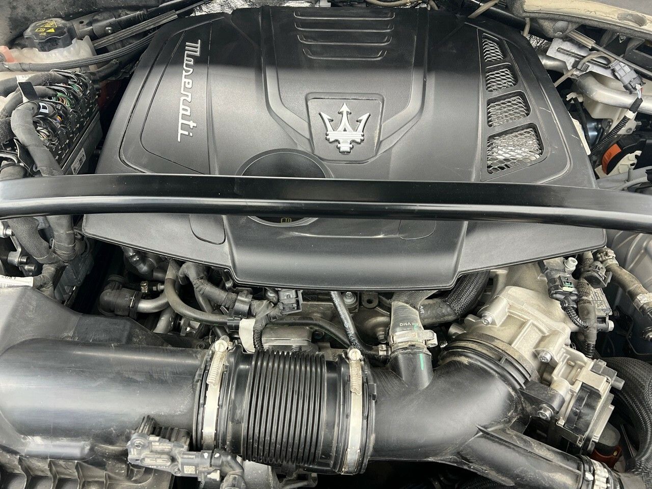 Maserati Grecale MHEV 2.0 GT AUTO 4WD 300CV 5P - foto 28