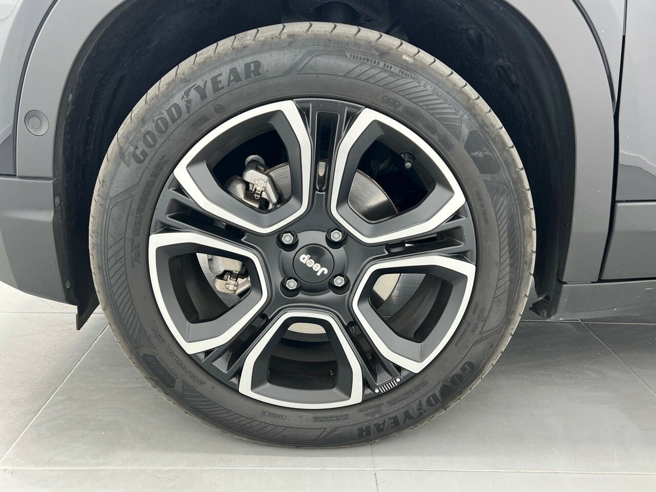 Jeep Avenger BEV SUMMIT 156CV 5P - foto 11