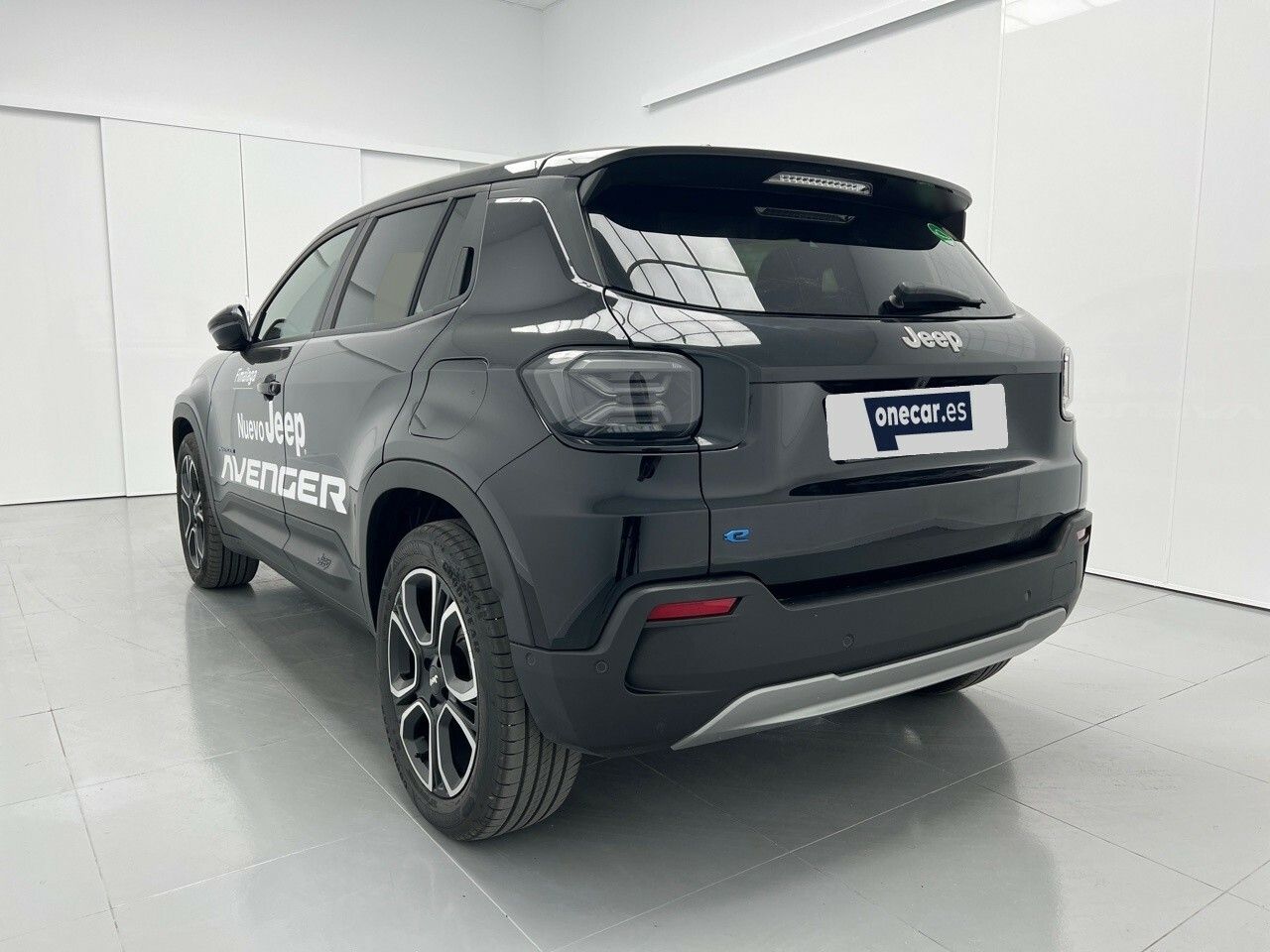 Jeep Avenger BEV SUMMIT 156CV 5P - foto 8