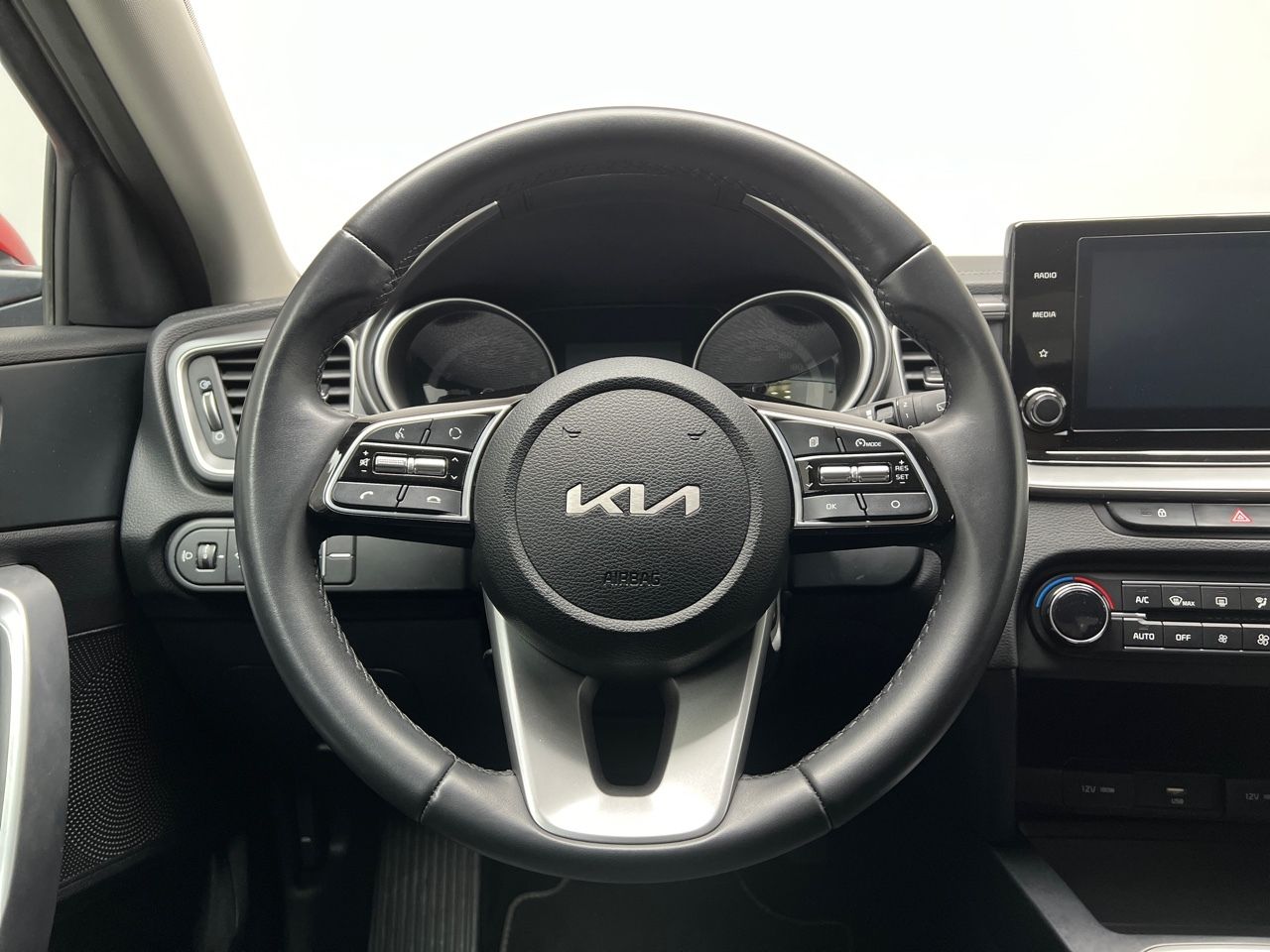 Kia XCeed 1.5 MHEV DRIVE 160CV 5P - foto 14