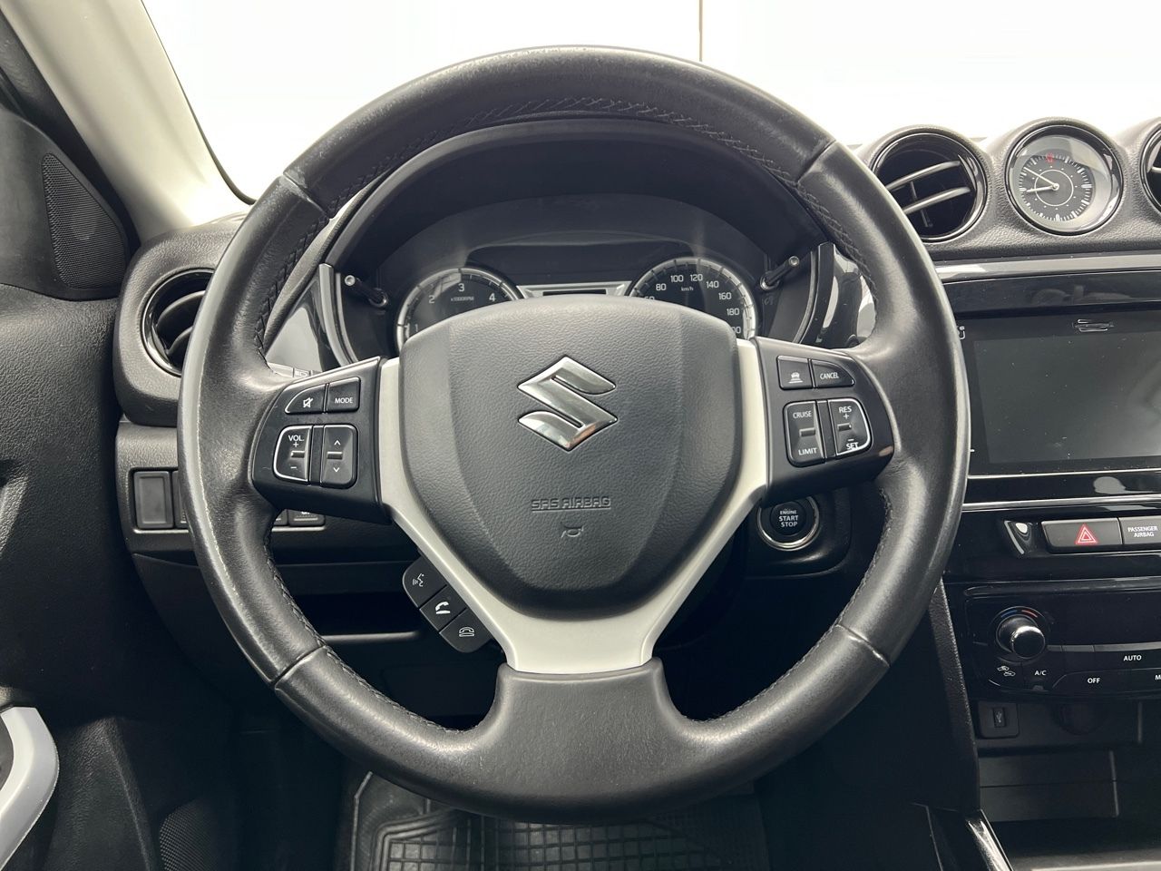 Suzuki Vitara 1.6 DDIS GLX 4WD 120CV 5P - foto 14