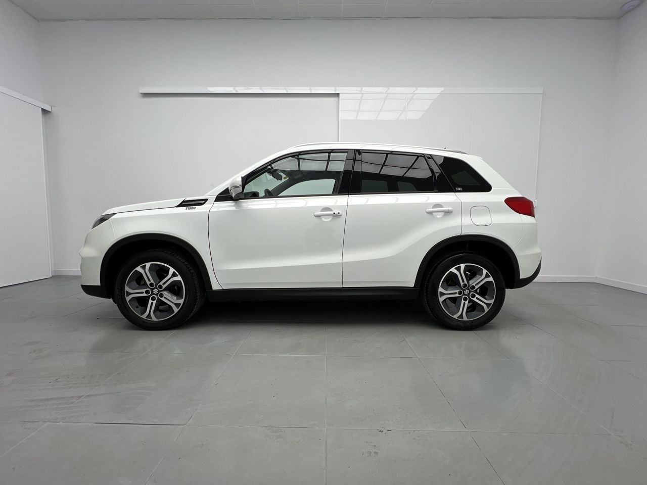 Suzuki Vitara 1.6 DDIS GLX 4WD 120CV 5P - foto 4