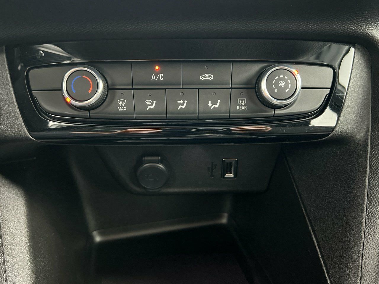 Opel Corsa 1.2 XEL EDITION 75CV 5P - foto 17