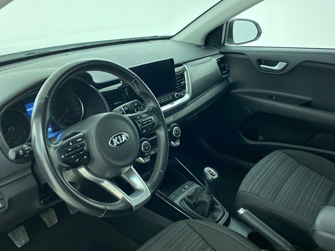 Kia Stonic 1.0 MHEV T-GDI IMT DRIVE 120CV 5P - foto 23