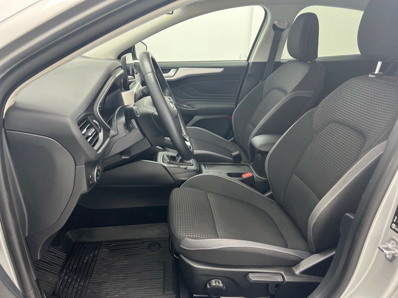 Ford Focus 1.5 ECOBLUE TREND+ 120CV 5P - foto 24