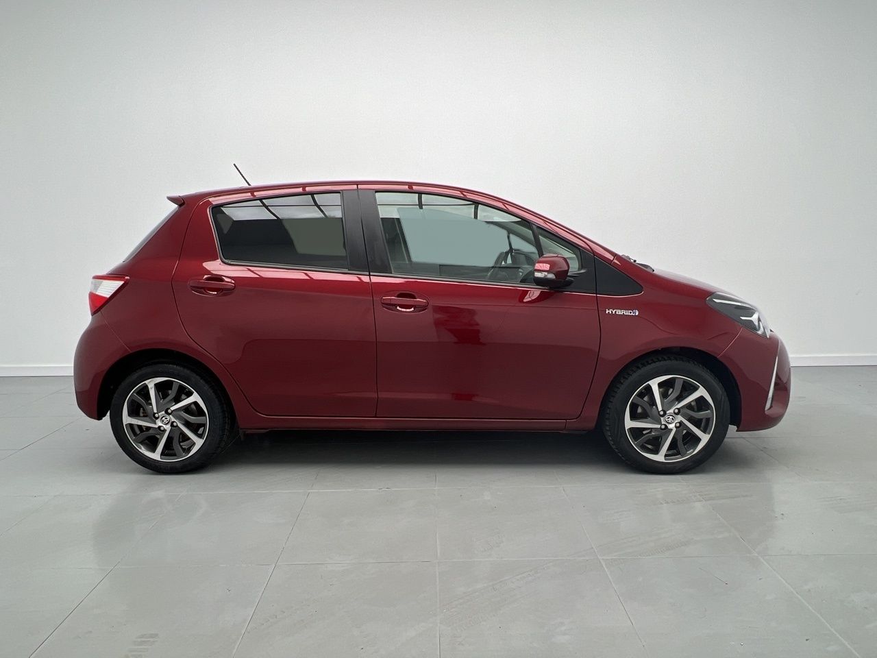 Toyota Yaris 1.5 VVT-I HYBRID FEEL AUTO 100CV 5P - foto 3