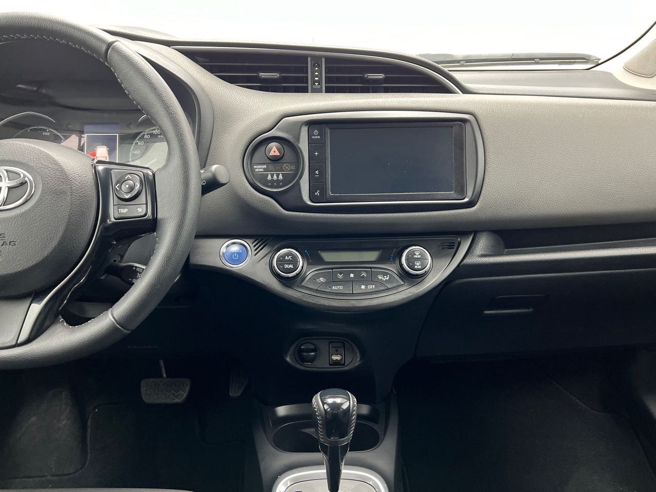 Toyota Yaris 1.5 VVT-I HYBRID FEEL AUTO 100CV 5P - foto 19