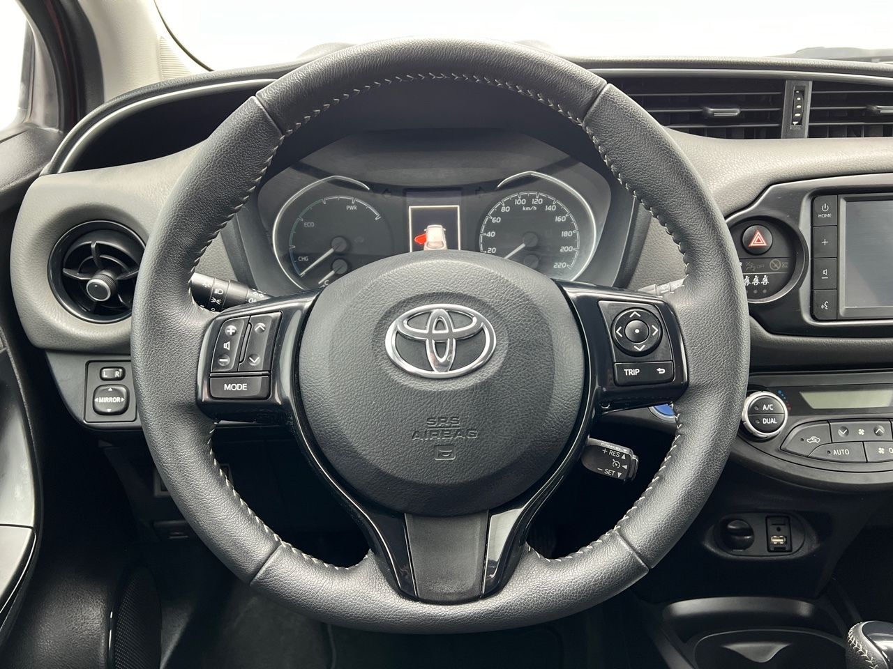 Toyota Yaris 1.5 VVT-I HYBRID FEEL AUTO 100CV 5P - foto 14