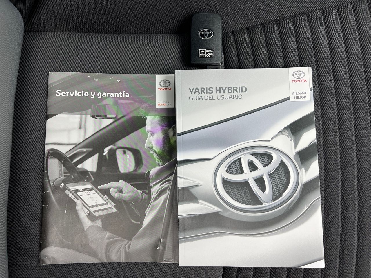 Toyota Yaris 1.5 VVT-I HYBRID FEEL AUTO 100CV 5P - foto 29