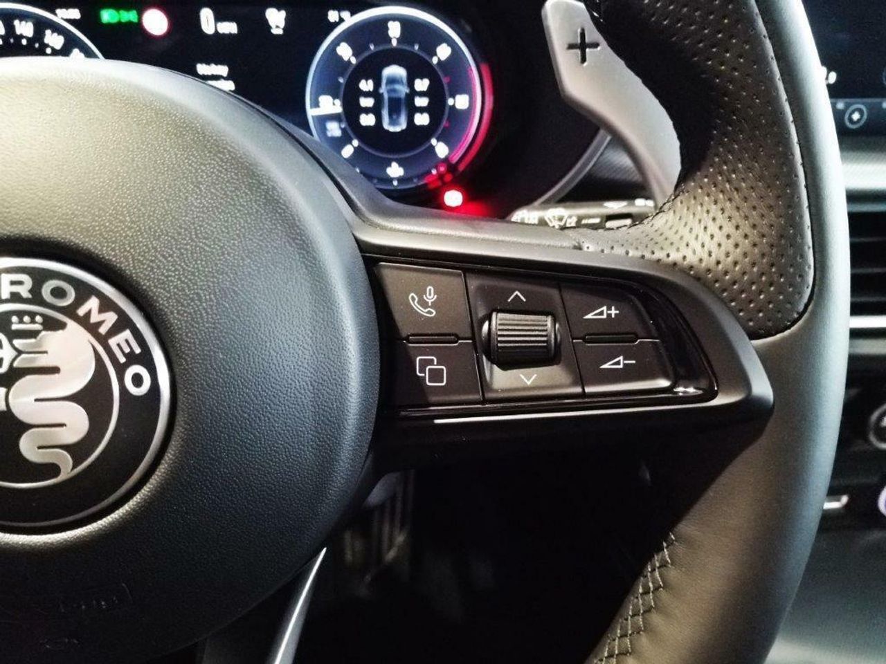 Alfa Romeo Stelvio 2.2 Diésel 154kW (210CV) Veloce Q4 - foto 18