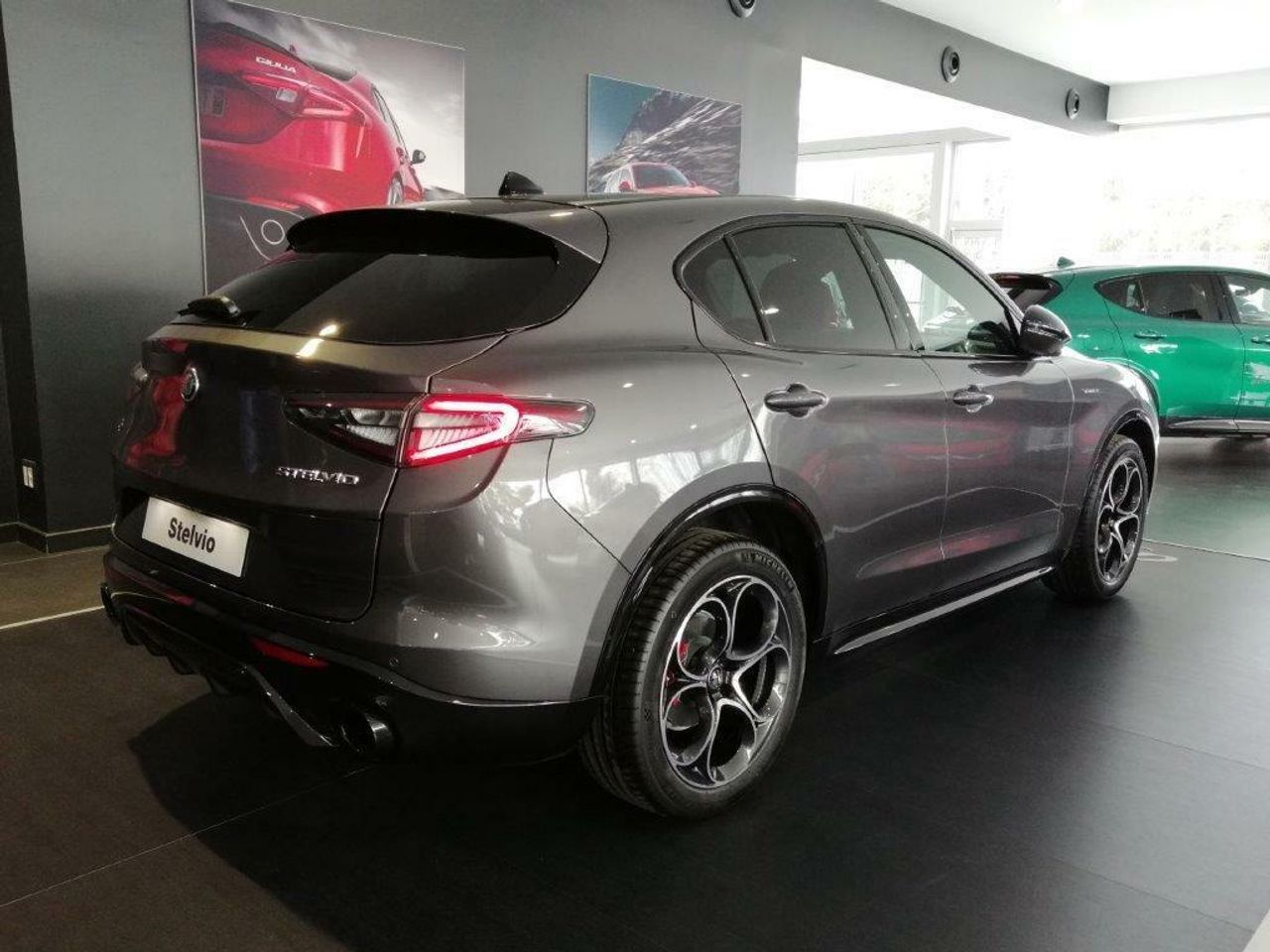 Alfa Romeo Stelvio 2.2 Diésel 154kW (210CV) Veloce Q4 - foto 4