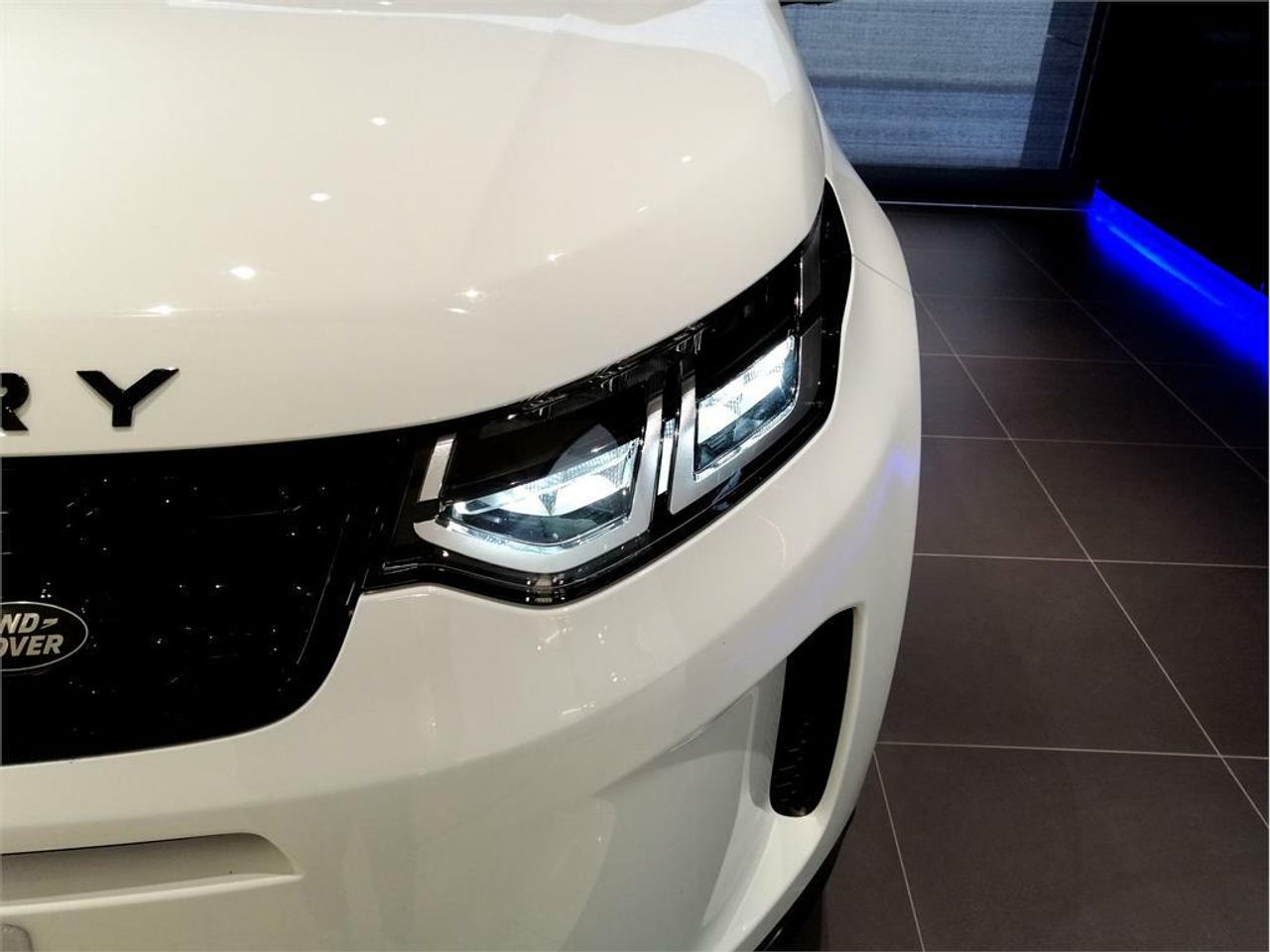 Land-Rover Discovery Sport 2.0D I4-L.Flw 150 PS AWD MHEV Aut - foto 10