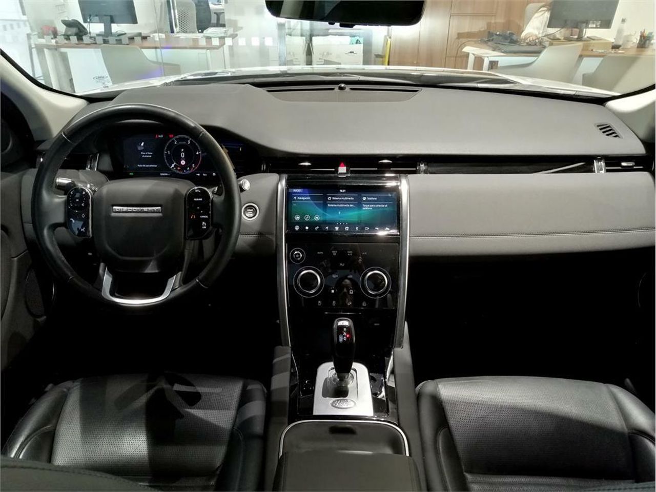 Land-Rover Discovery Sport 2.0D I4-L.Flw 150 PS AWD MHEV Aut - foto 6