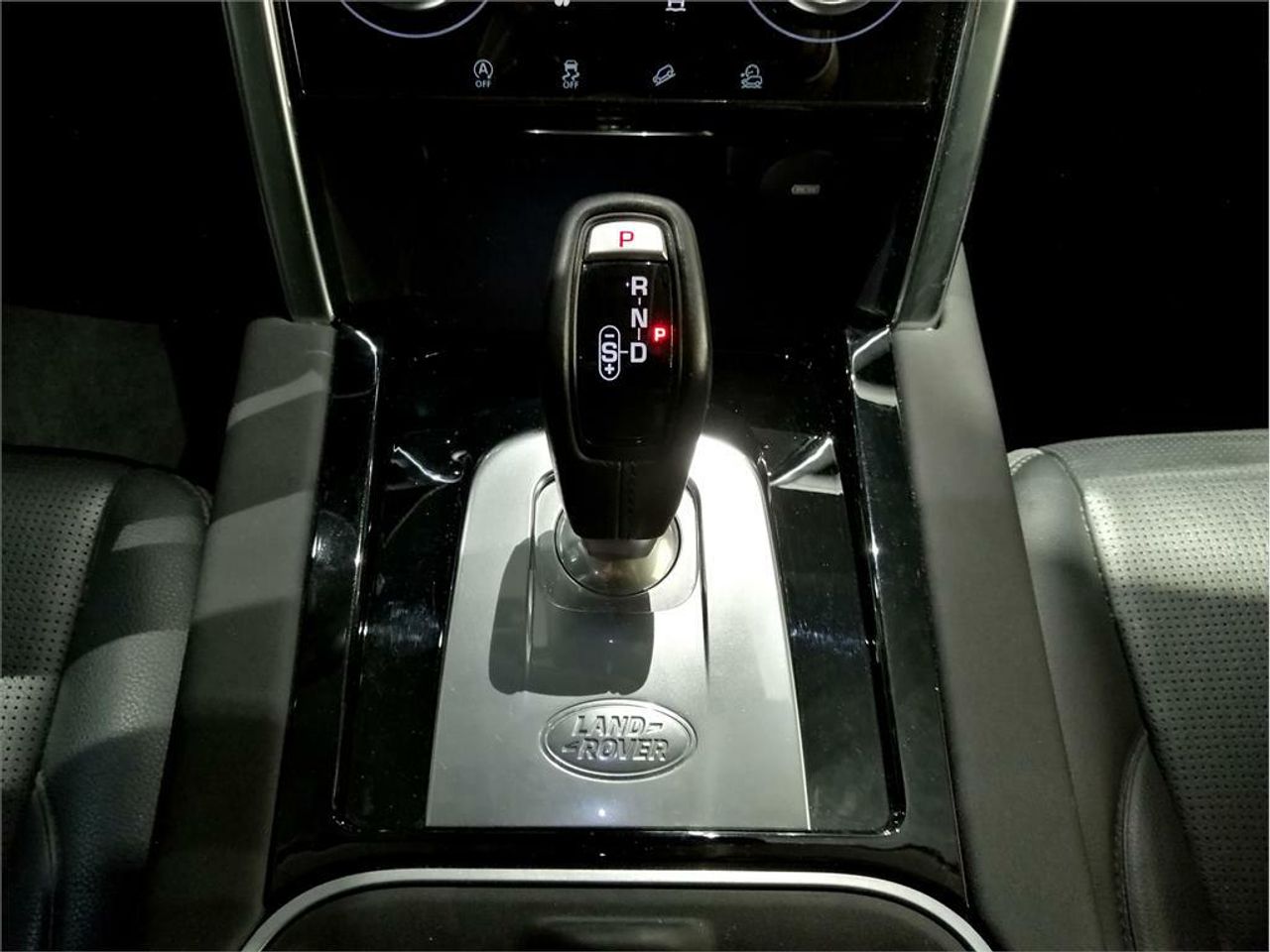 Land-Rover Discovery Sport 2.0D I4-L.Flw 150 PS AWD MHEV Aut - foto 21