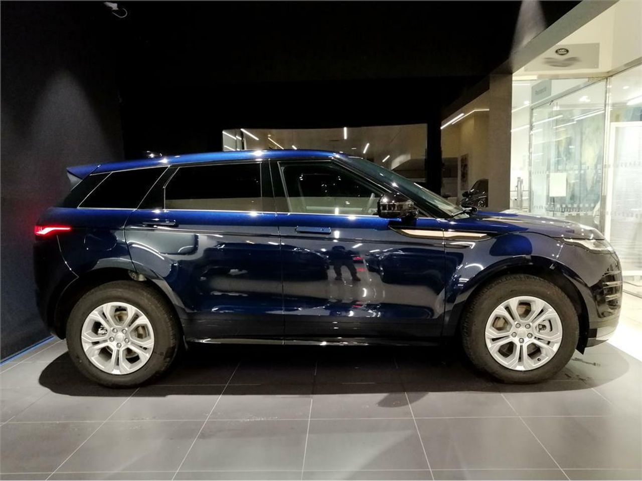 Land-Rover Range Rover Evoque 2.0 D163 R-Dynamic S AUTO 4WD  - foto 6